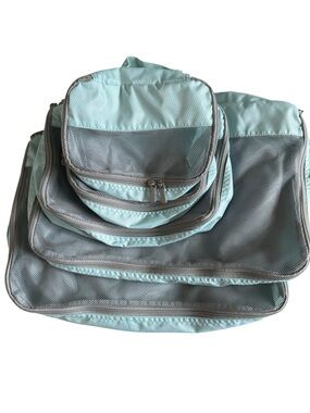 Target Light Blue and Gray Packing Cubes Set